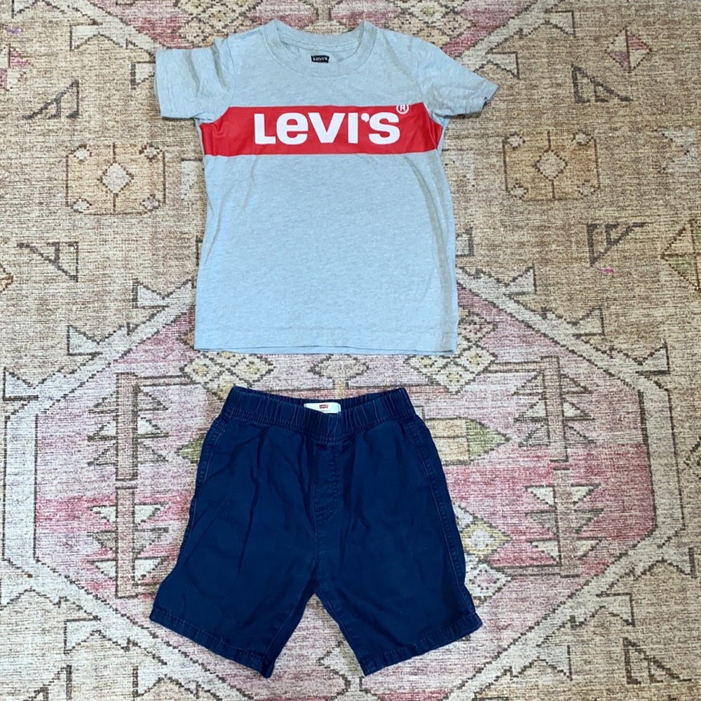 Boys Levi’s matching set t-shirt & shorts size 6
